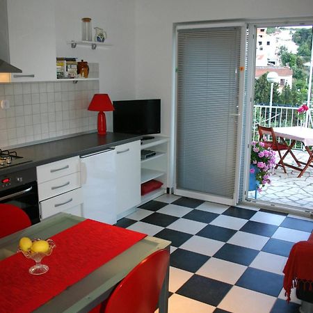Cozy New Flat For 2 Or 3 Leilighet Hvar Town Eksteriør bilde