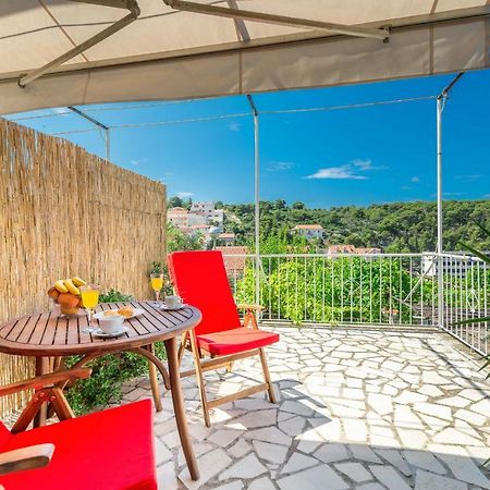 Cozy New Flat For 2 Or 3 Leilighet Hvar Town Eksteriør bilde