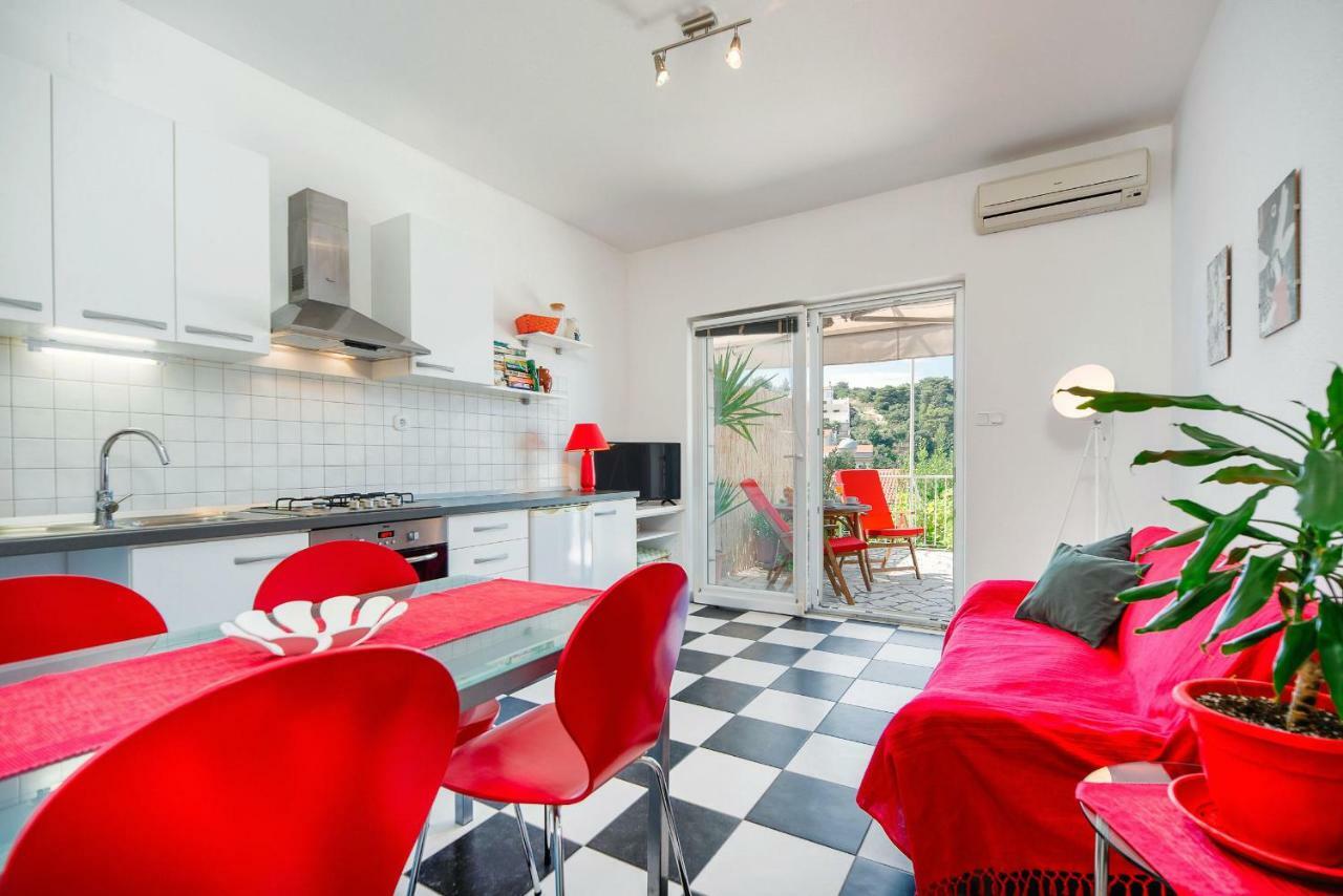 Cozy New Flat For 2 Or 3 Leilighet Hvar Town Eksteriør bilde