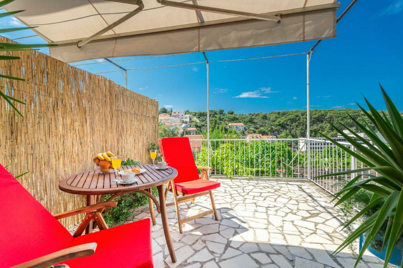 Cozy New Flat For 2 Or 3 Leilighet Hvar Town Eksteriør bilde