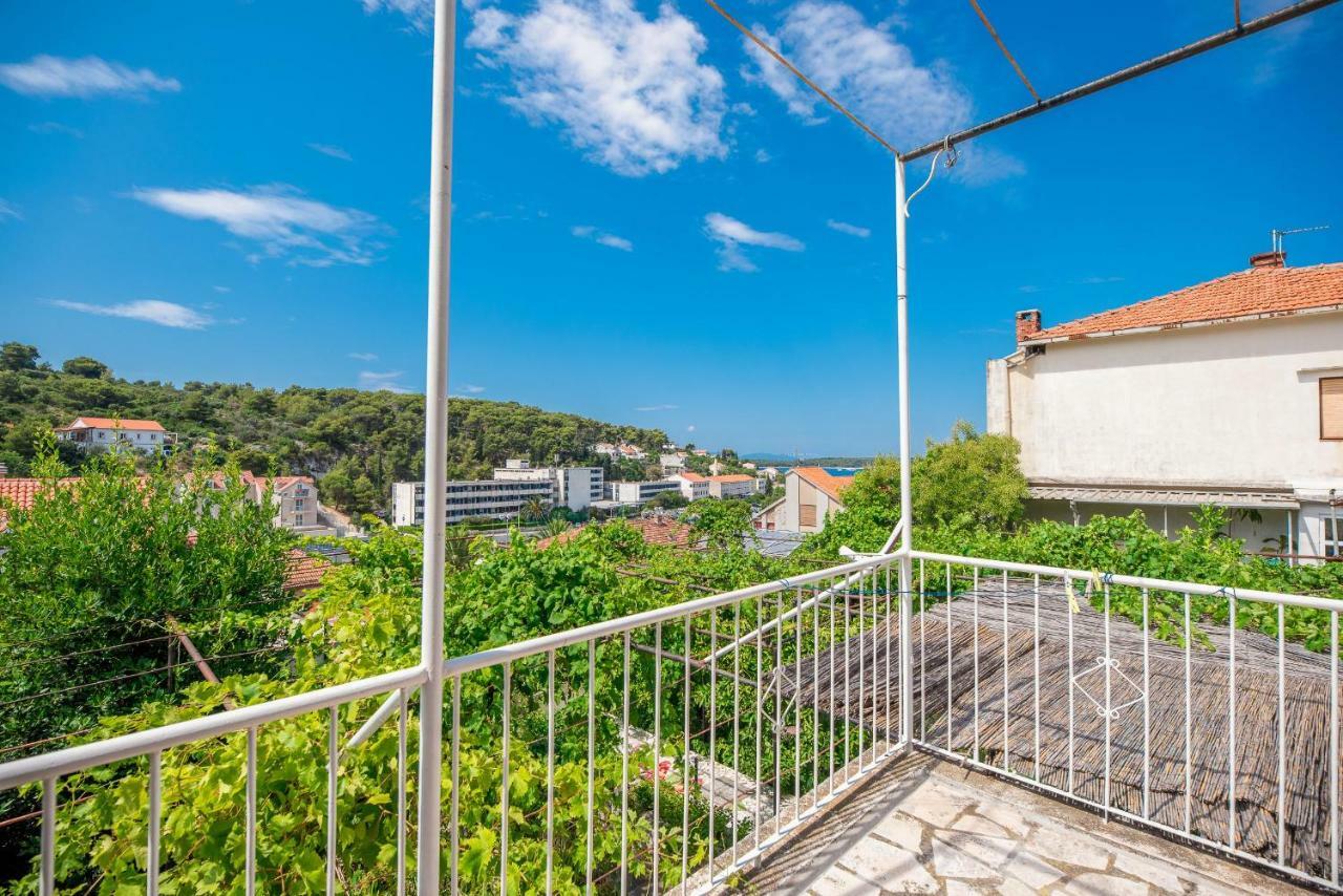 Cozy New Flat For 2 Or 3 Leilighet Hvar Town Eksteriør bilde